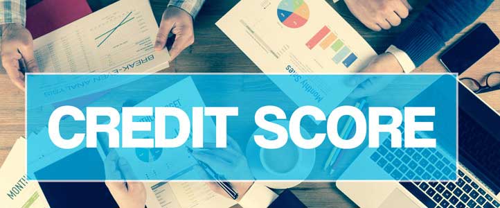 How The Credit Scores Is Calculated And What Types Of Scores Are Tracked
