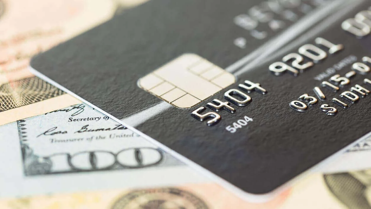 A Guide to Credit Card Utilization at Any Age